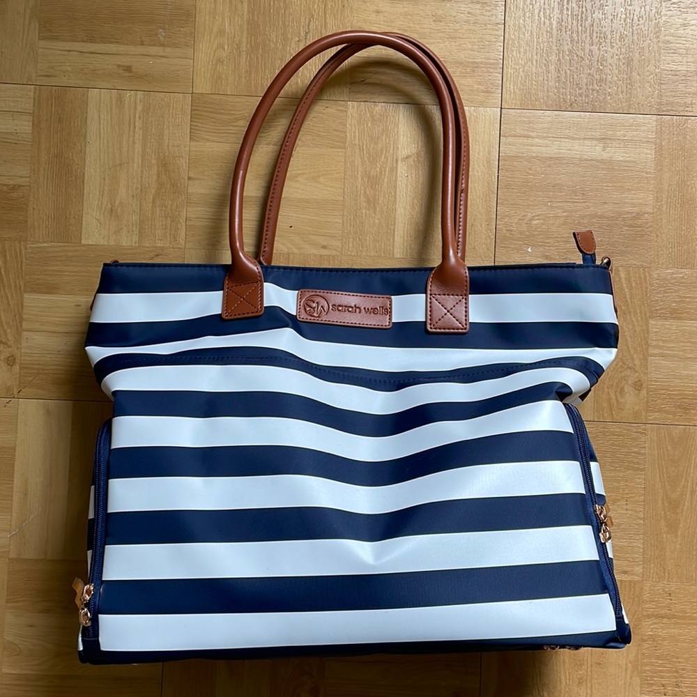 Sarah wells breast pump bag